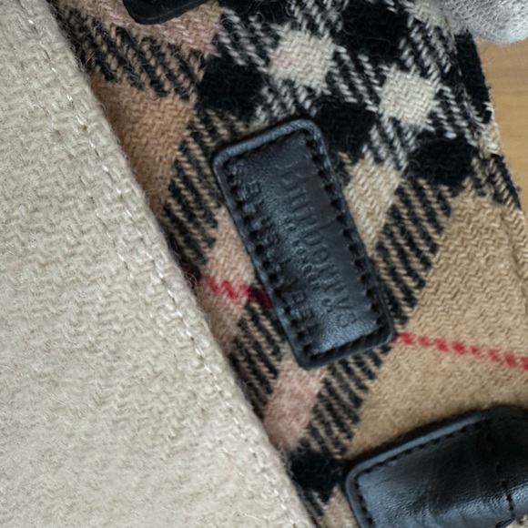 Burberry's Handbag - Picture 8 of 15